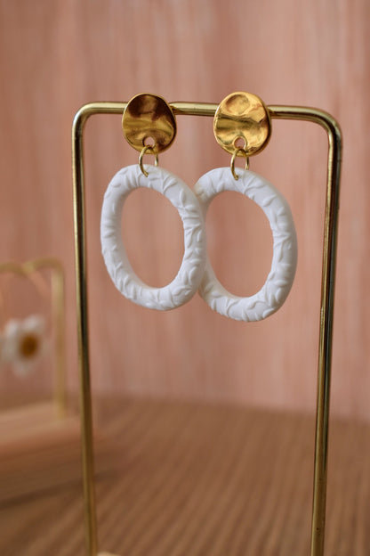 “OLIVIA” earrings