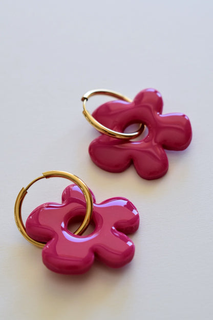 "ADA" round hoop earrings with flower charms (color of your choice)