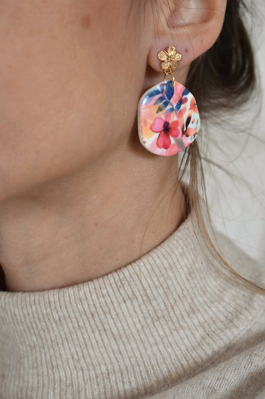 “POSY” earrings in pink tones