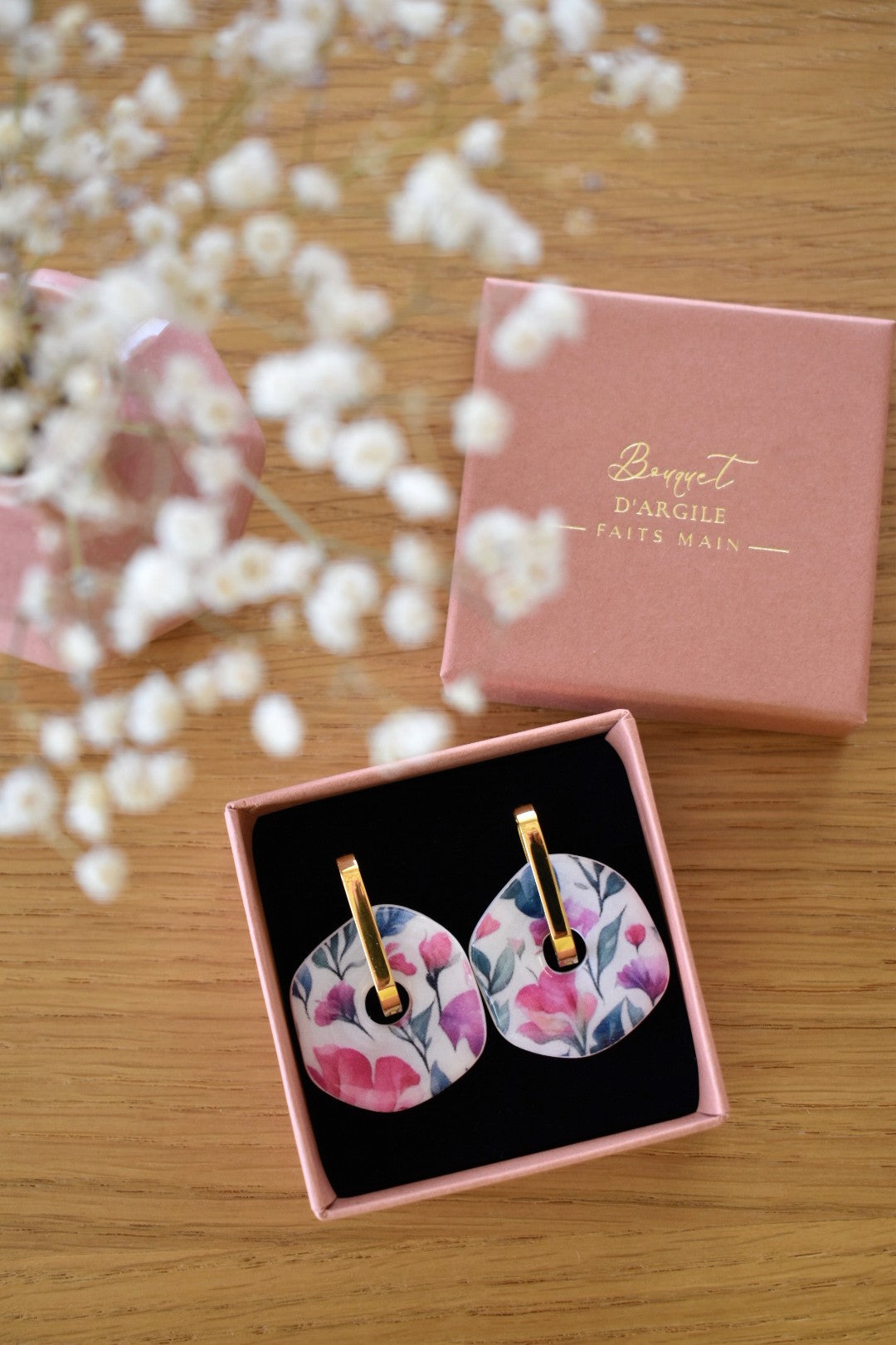 Pampilles motif fleurs sauvages roses