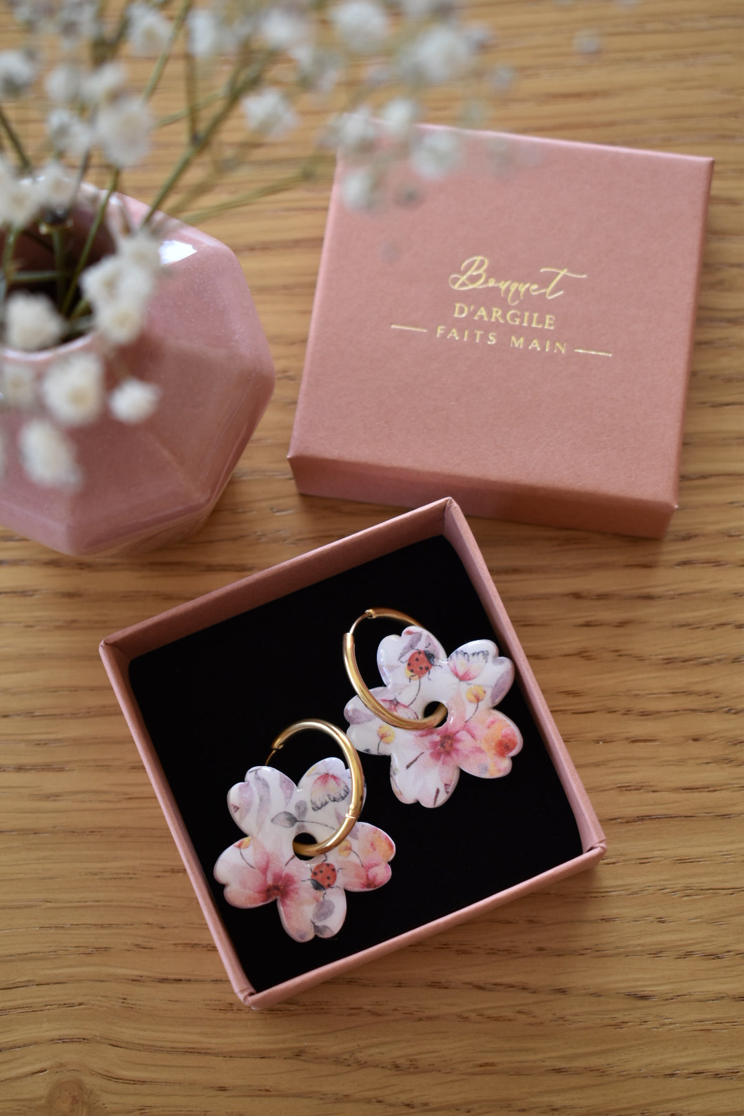 Pampilles fleurs, motifs fleurs et coccinelles