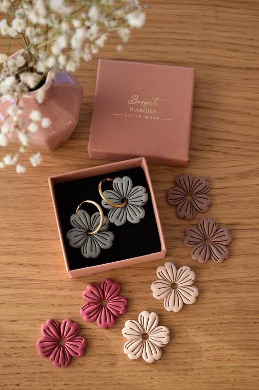 Pampilles fleurs délicates (4 couleurs au choix)