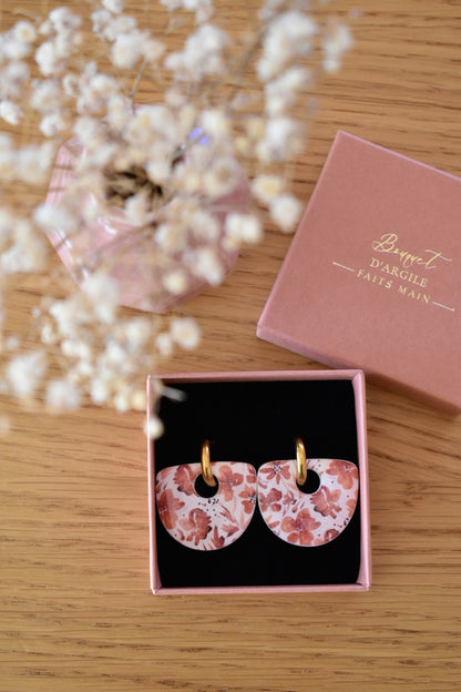 Pampilles demi-cercle, motif fleurs marrons