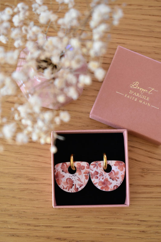 Pampilles demi-cercle, motif fleurs marrons